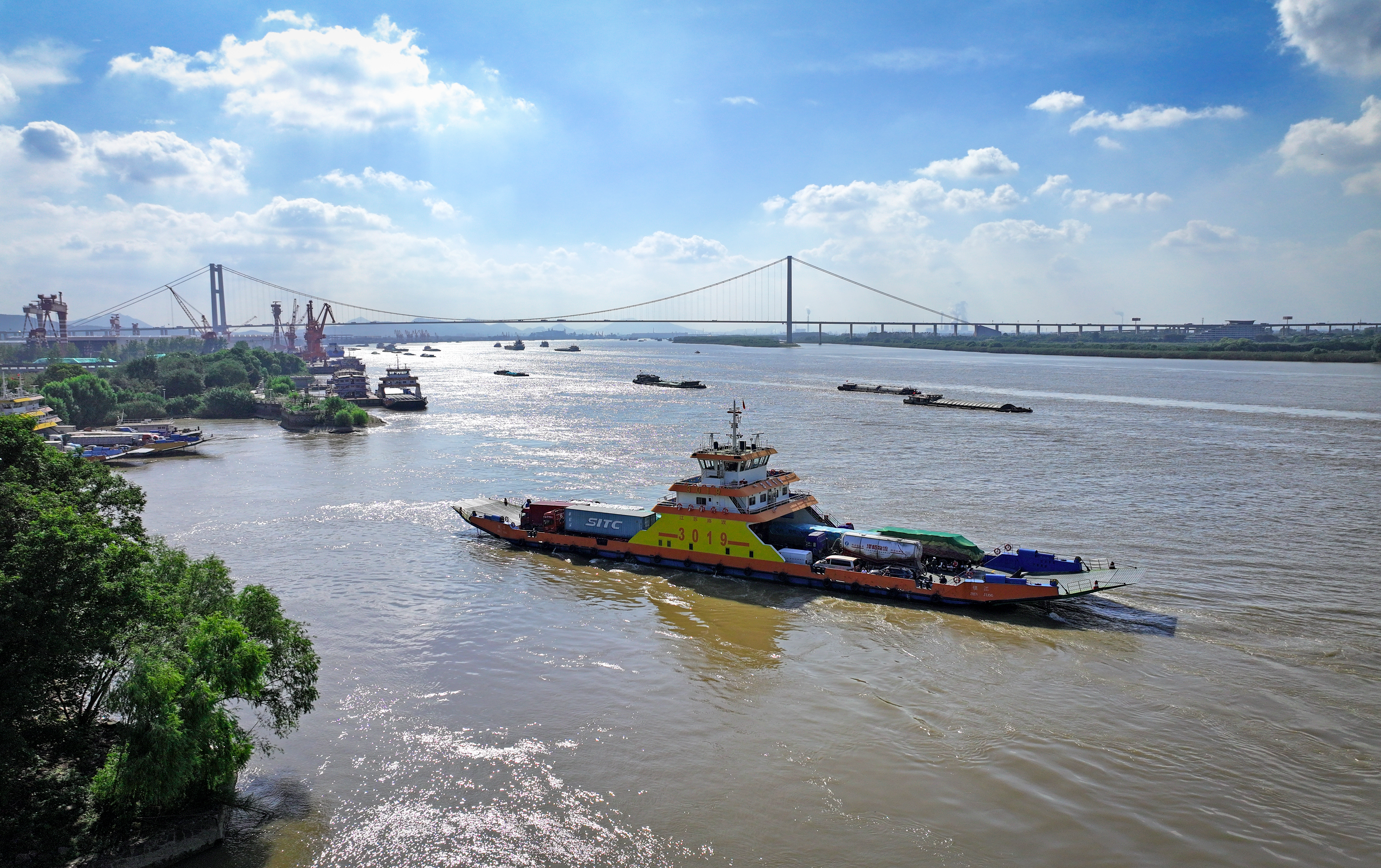 江蘇路渡3019輪.jpg